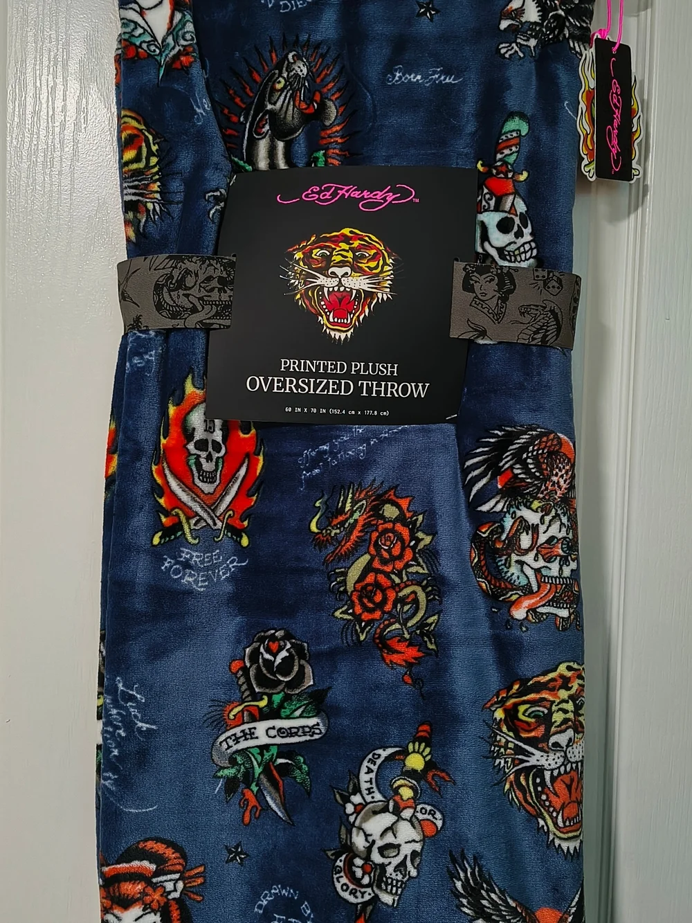 ❤️‍🩹Ed Hardy Printed Plush Oversized Throw - Short Queen Size (BNWT)